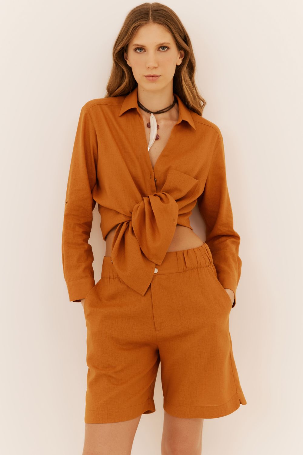 BERMUDA COM LINHO NASSAU PRESSÃO - OCRE PP - OCRE BERMUDA COM LINHO NASSAU PRESSÃO - OCRE PP - OCRE