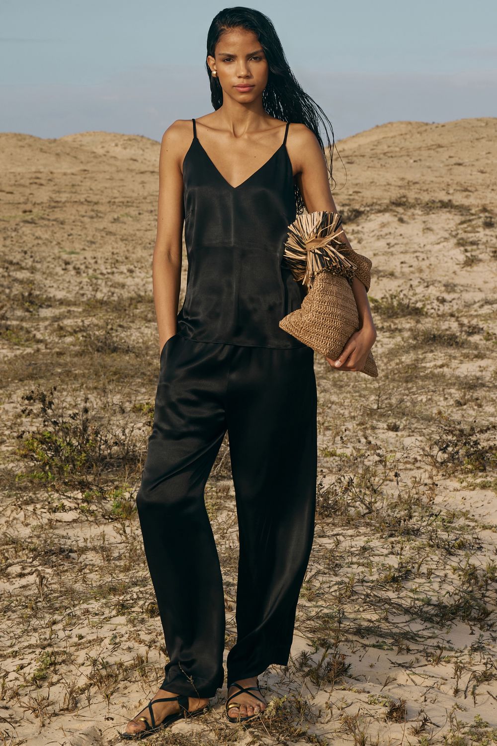CALÇA CETIM DE VISCOSE RETA - PRETO P - PRETO