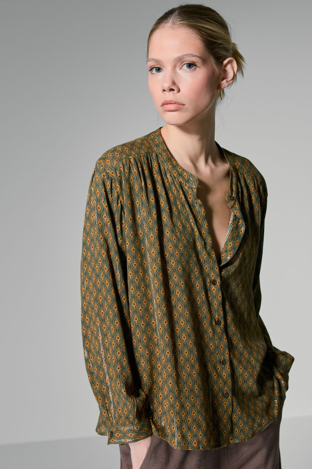 BLUSA ESTAMPA SAFIRA STRIPE GOLD - VERDE G - VERDE