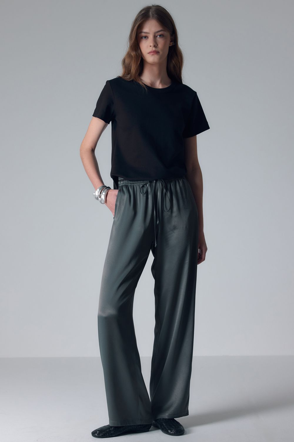 CALÇA CETIM DE VISCOSE PREMIUN - CINZA CHUMBO P - CINZA CHUMBO