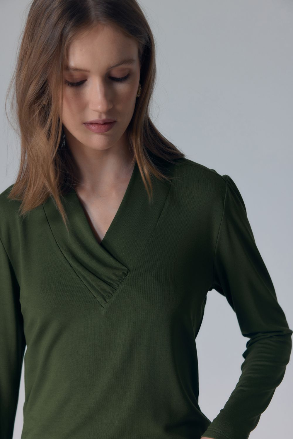 BLUSA MALHA TRICOT GOLA V - VERDE PP - VERDE BLUSA MALHA TRICOT GOLA V - VERDE PP - VERDE