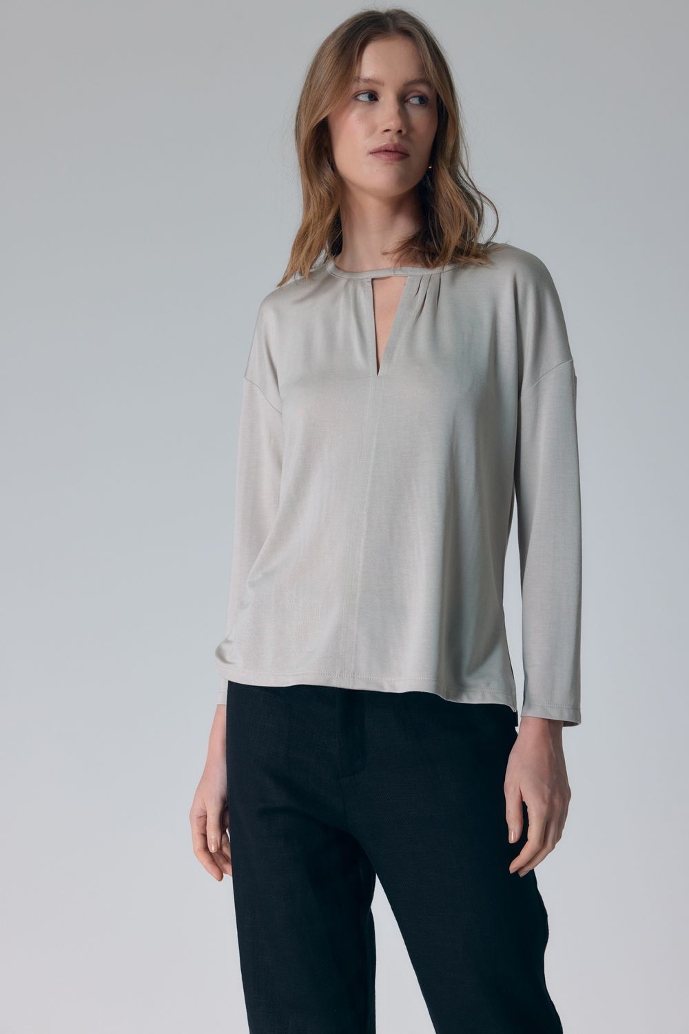 BLUSA MALHA SOPHISTIQUE MANGA LONGA V - BEGE P - BEGE BLUSA MALHA SOPHISTIQUE MANGA LONGA V - BEGE P - BEGE