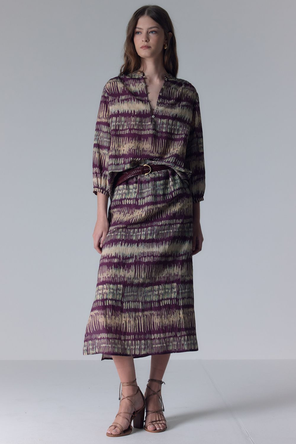 SAIA ESTAMPA TIE DYE - VINHO PP - VINHO SAIA ESTAMPA TIE DYE - VINHO PP - VINHO