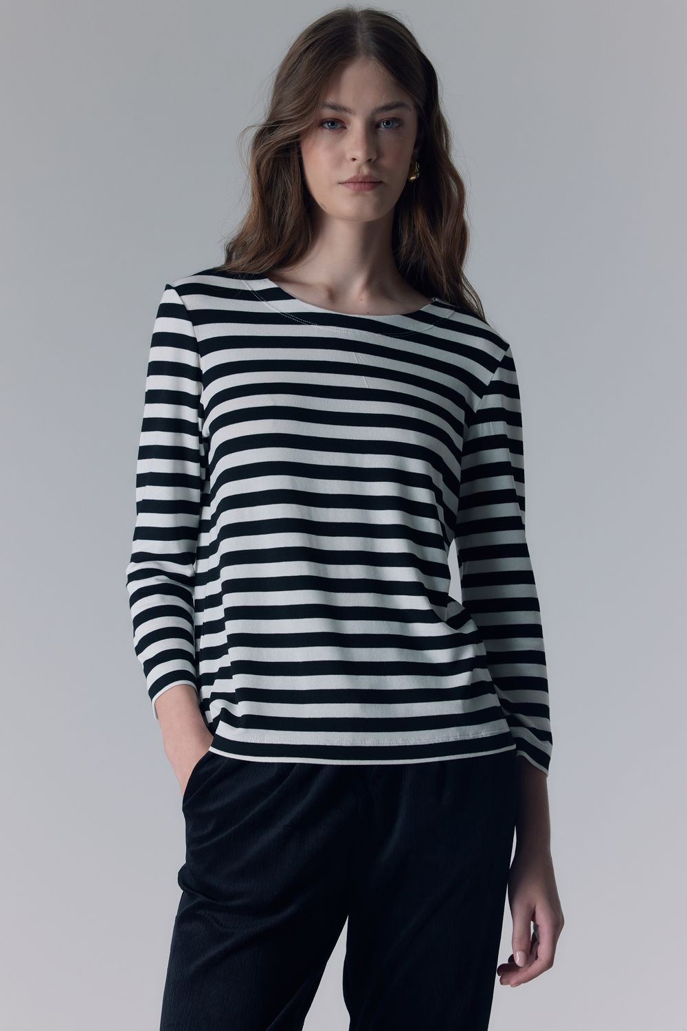 BLUSA MALHA TRICOT LISTRADA BASIC - PRETO P - PRETO
