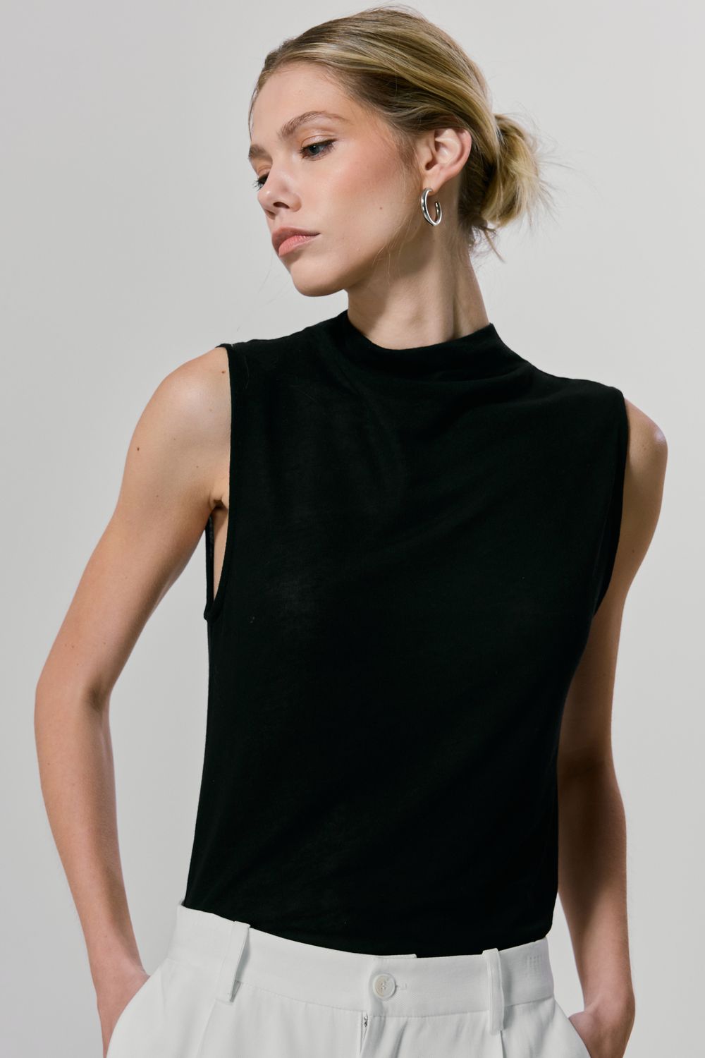 BLUSA MALHA WISH SEM MANGA GOLINHA - PRETO PP - PRETO