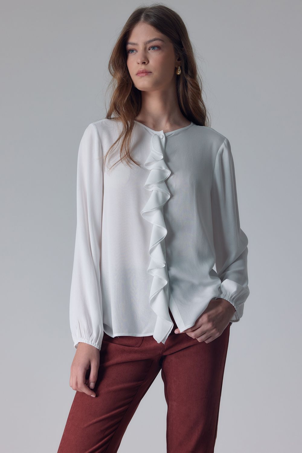 BLUSA CREPE BABADO - OFF WHITE PP - OFF WHITE BLUSA CREPE BABADO - OFF WHITE PP - OFF WHITE
