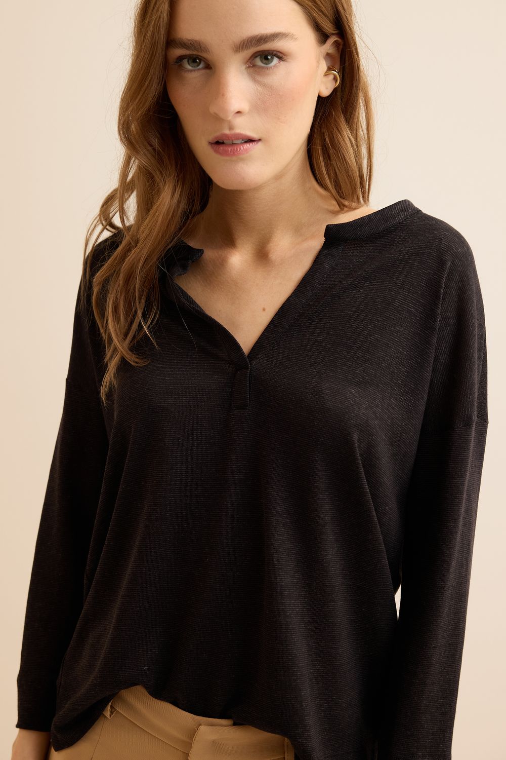 Blusa Malha Linho Com Pate - PRETO P - PRETO