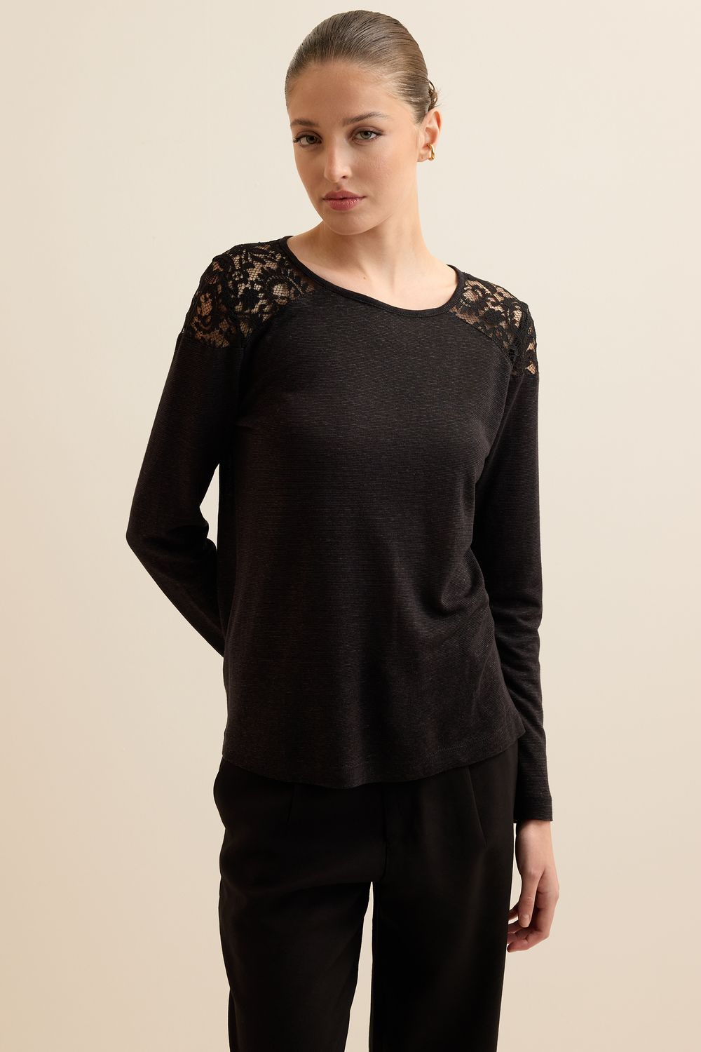 BLUSA MALHA LINHO COM RENDA OMBRO - PRETO P - PRETO