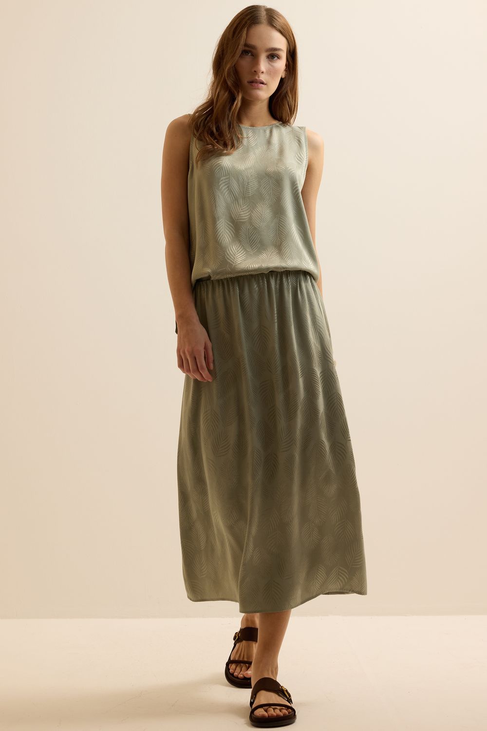 Saia Jackard Folha Cetim De Viscose - VERDE PP - VERDE Saia Jackard Folha Cetim De Viscose - VERDE PP - VERDE