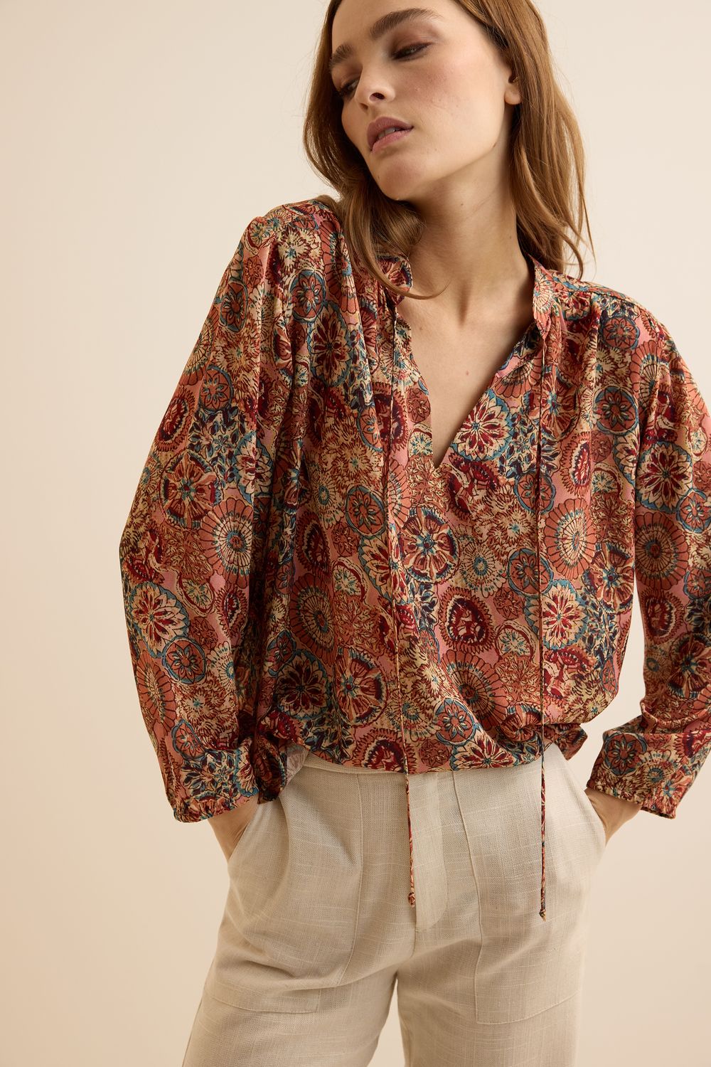 Bata Estampa Mandala Flores - CORAL G - CORAL