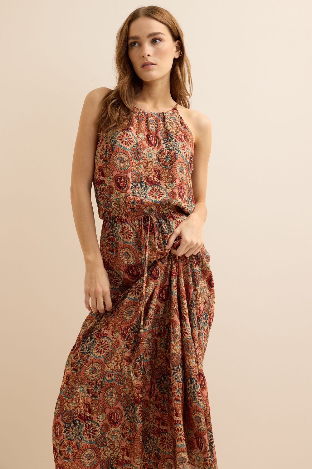 Vestido Estampa Mandala Flores Sem Manga - CORAL M - CORAL Vestido Estampa Mandala Flores Sem Manga - CORAL M - CORAL