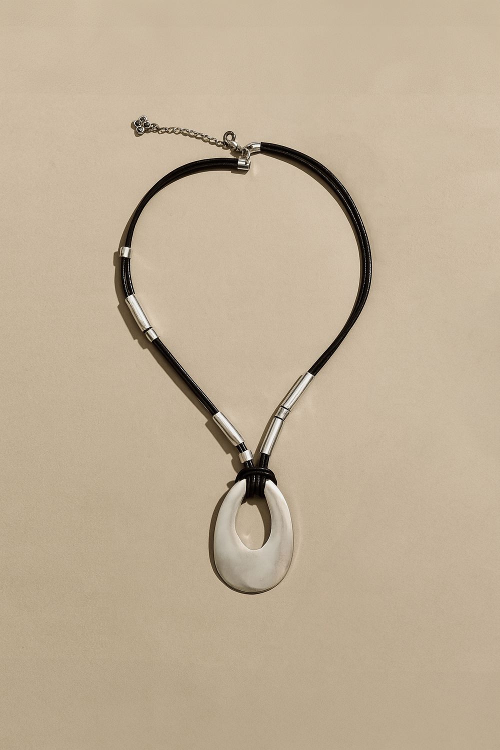 Colar Corda e Pingente Elipse Escovado - PRATA U - PRATA Colar Corda e Pingente Elipse Escovado - PRATA U - PRATA