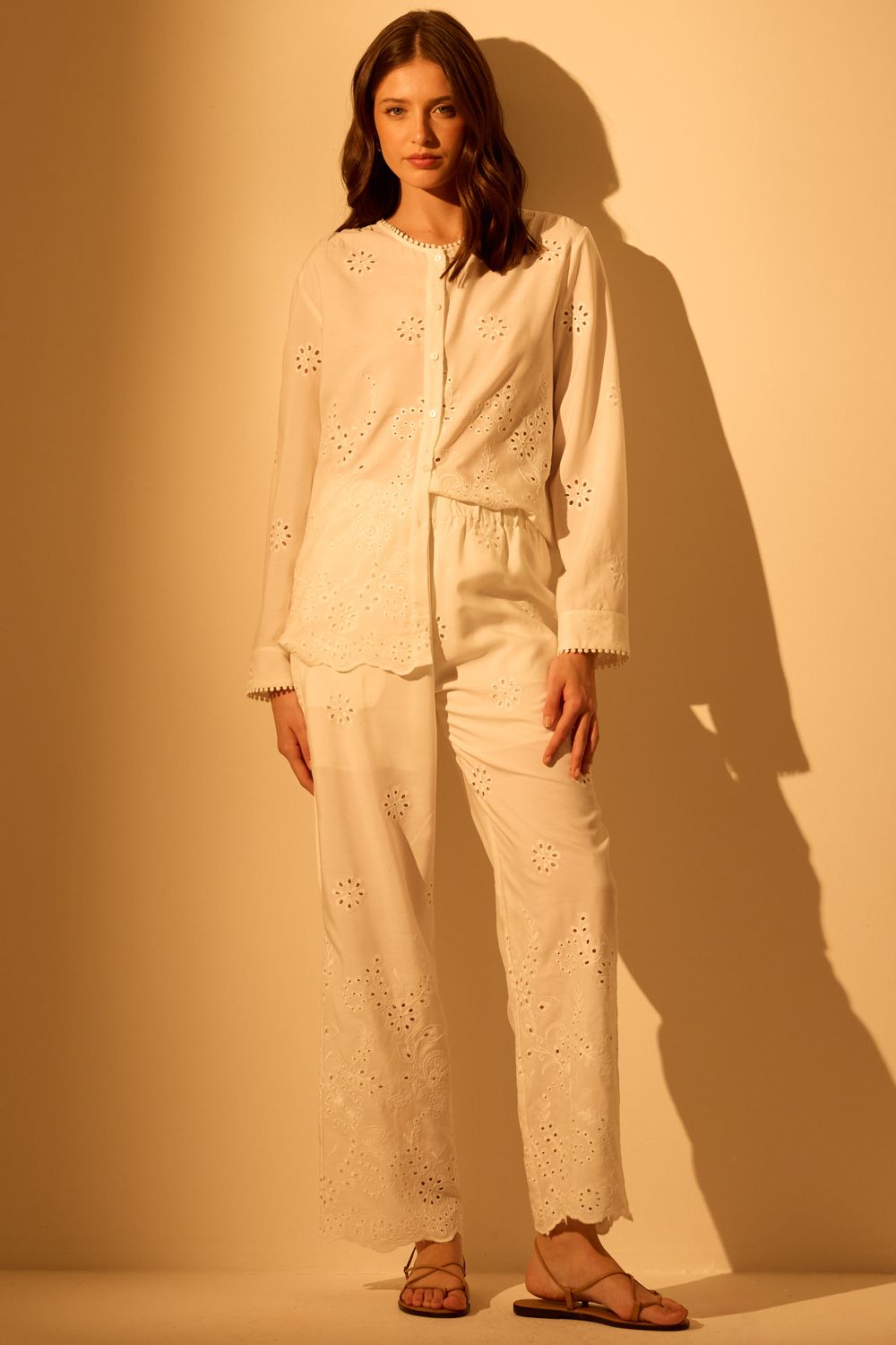 Calça Laise Com Barra - OFF WHITE M - OFF WHITE Calça Laise Com Barra - OFF WHITE M - OFF WHITE