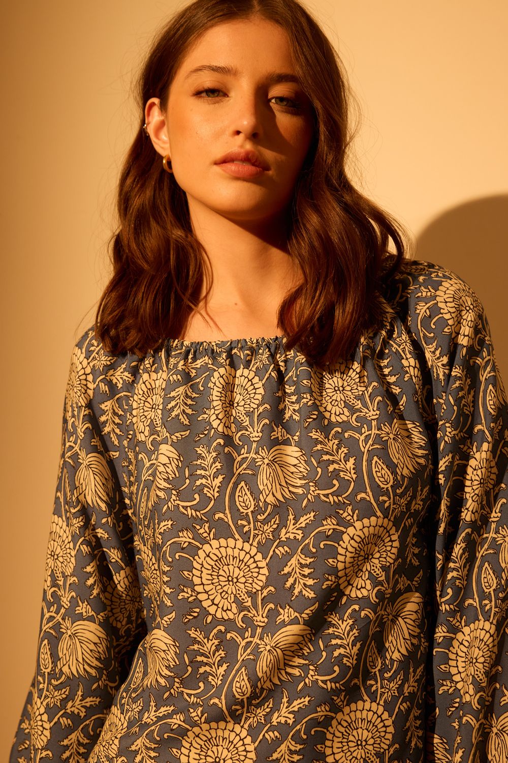 Blusa Cigana Estampa Flor - AZUL P - AZUL