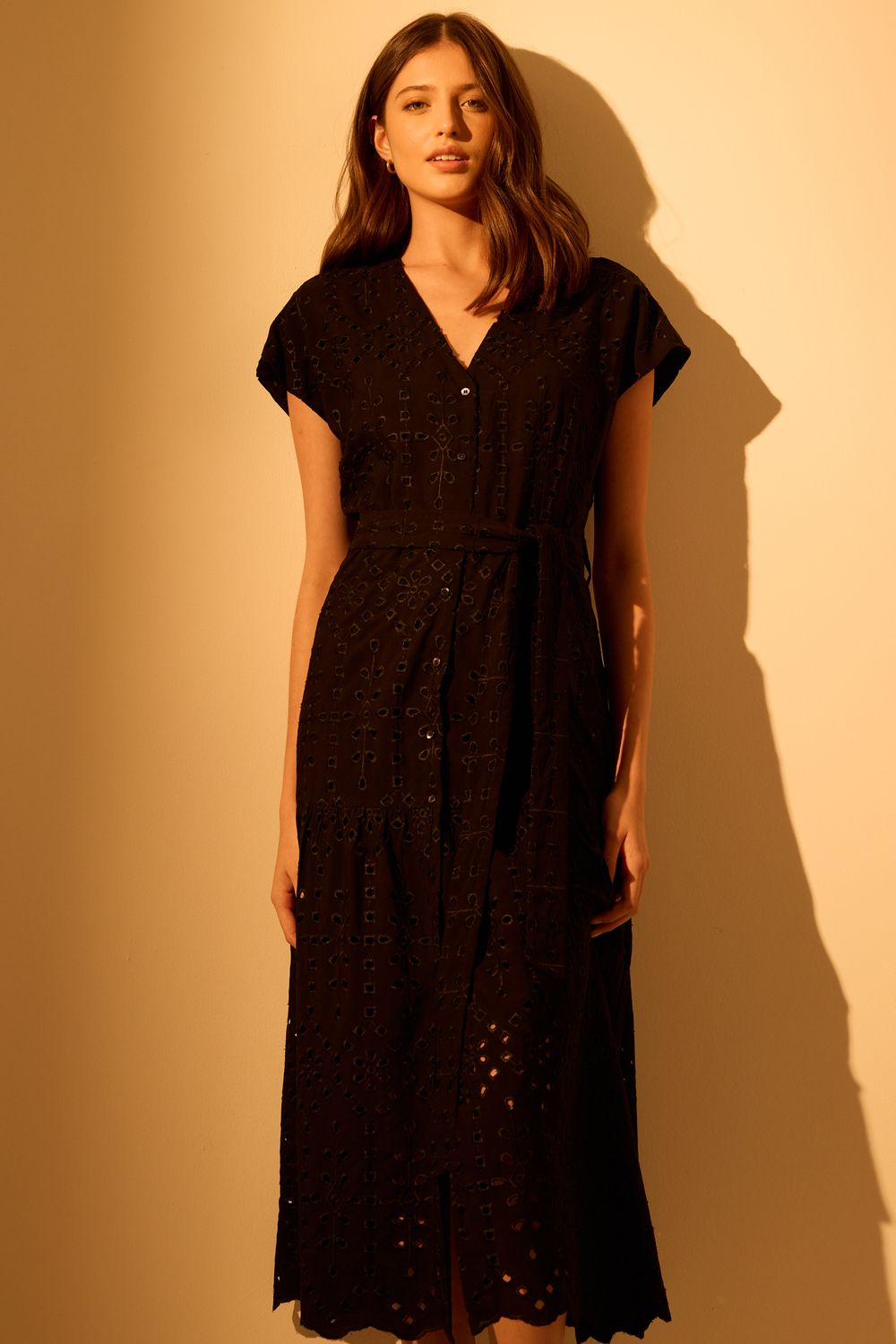 Vestido Laise Botões Com Cinto - PRETO PP - PRETO Vestido Laise Botões Com Cinto - PRETO PP - PRETO