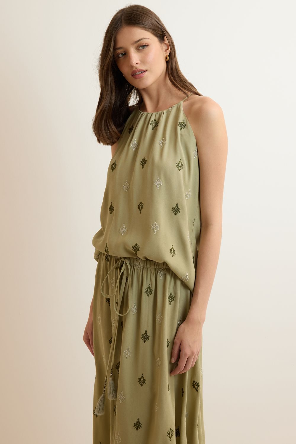 Top Crepe Bordado - VERDE P - VERDE