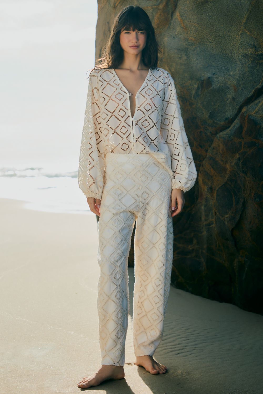 Calça Bordada Losango - OFF WHITE M - OFF WHITE