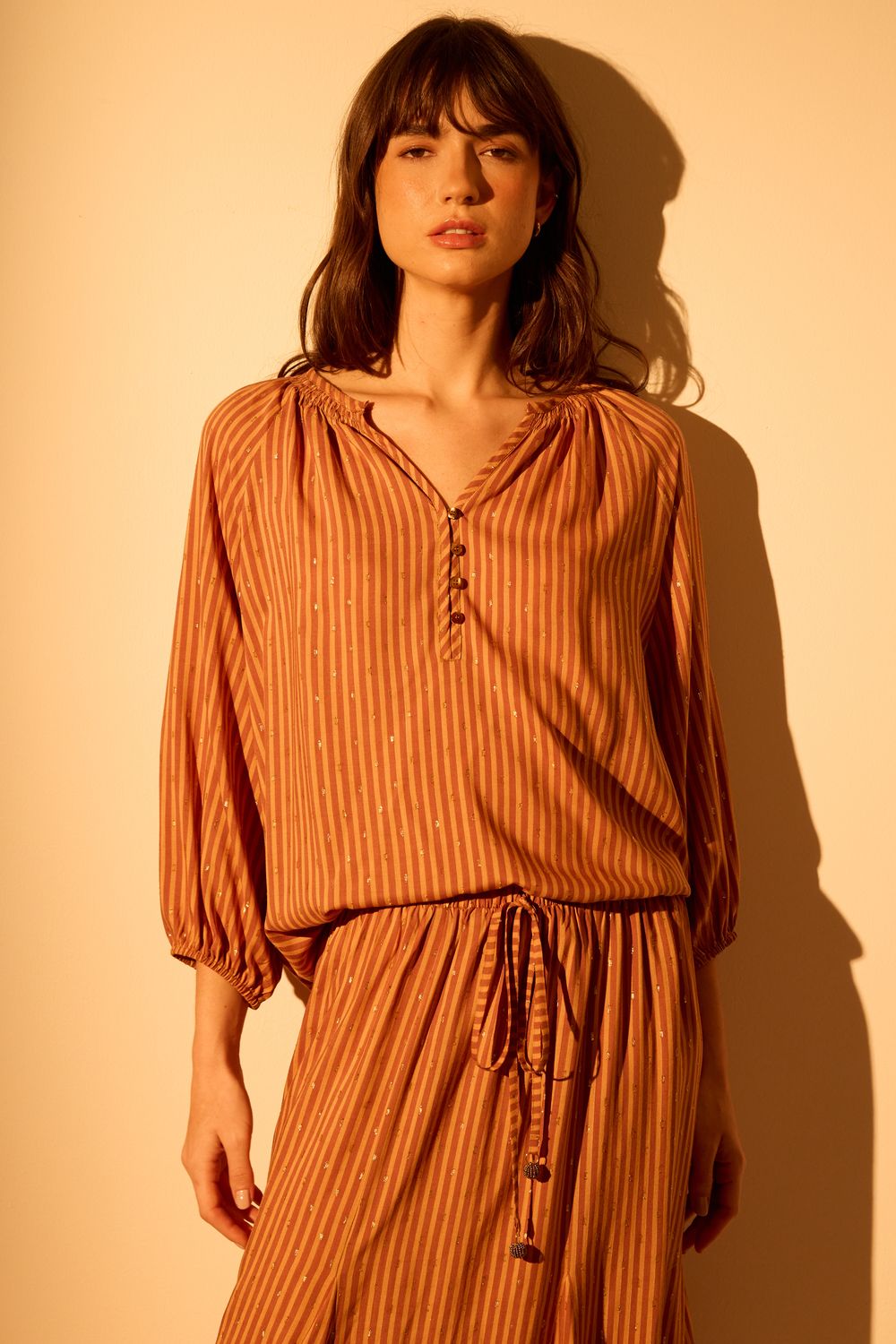 Bata Listrada Bicolor Bossa Gold - MARROM P - MARROM Bata Listrada Bicolor Bossa Gold - MARROM P - MARROM