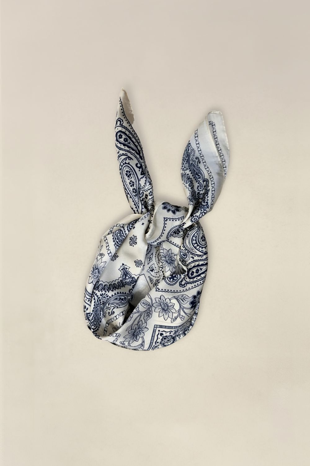 Lenço Estampa Path 70x70 - NUDE U - NUDE