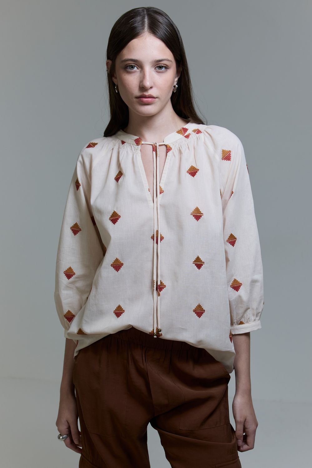 Bata Bordada Noveau - CREME P - CREME