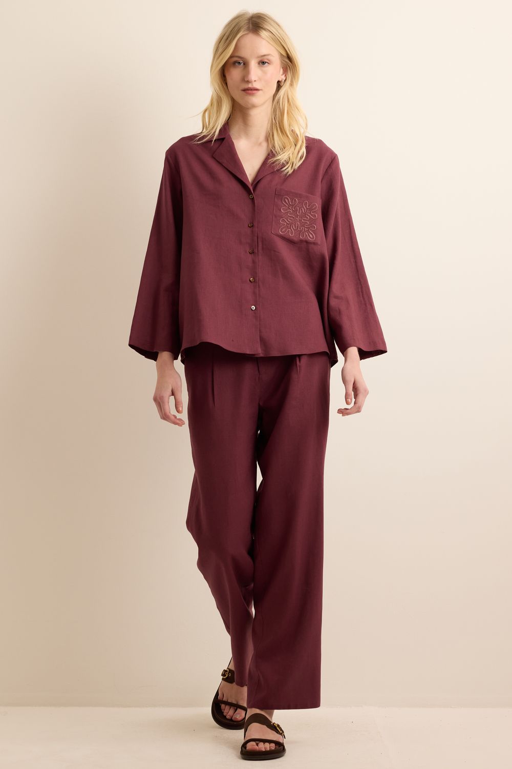 Calça Com Linho Reta - VINHO PP - VINHO