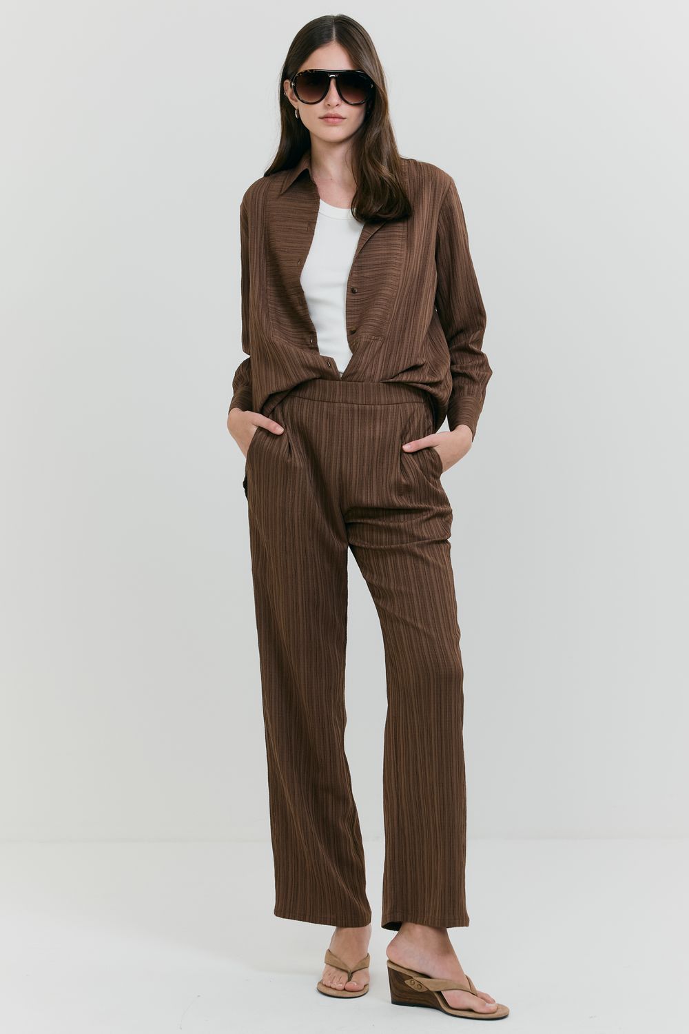 Calça Plissato Fecho Lateral - MARROM PP - MARROM