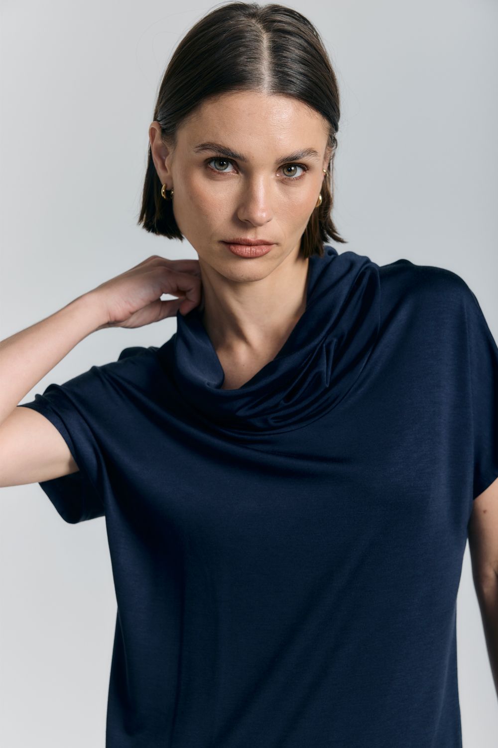 Blusa Malha Com Gola Sophistique - AZUL MARINHO PP - AZUL MARINHO Blusa Malha Com Gola Sophistique - AZUL MARINHO PP - AZUL MARINHO